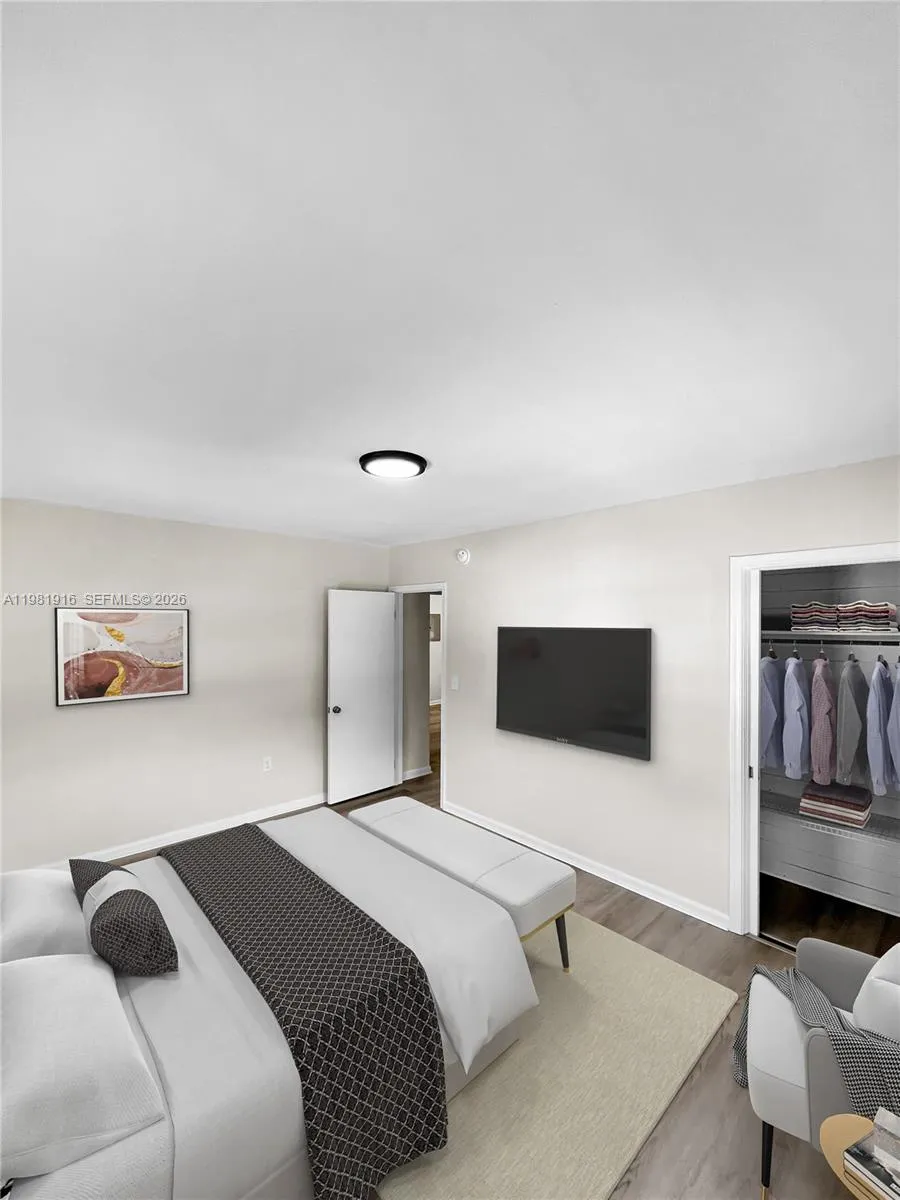 2390 Sw 22nd St 4, Miami, Florida 33145, Miami, Florida 33145, 2 Bedrooms Bedrooms, ,1 BathroomBathrooms,Residential Lease,For Rent,2390 Sw 22nd St 4, Miami, Florida 33145,A11981916