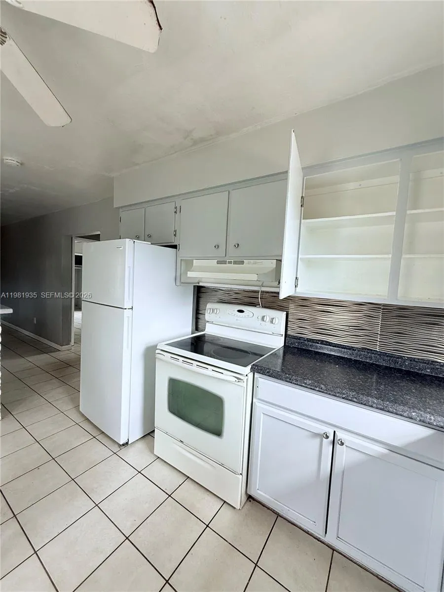 815 Nw 16th St 815, Fort Lauderdale, Florida 33311, Fort Lauderdale, Florida 33311, 2 Bedrooms Bedrooms, ,1 BathroomBathrooms,Residential Lease,For Rent,815 Nw 16th St 815, Fort Lauderdale, Florida 33311,A11981935