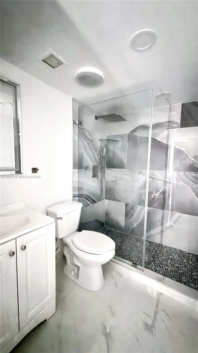 4174 Inverrary Dr 402, Lauderhill, Florida 33319, Lauderhill, Florida 33319, 2 Bedrooms Bedrooms, ,2 BathroomsBathrooms,Residential Lease,For Rent,4174 Inverrary Dr 402, Lauderhill, Florida 33319,A11981318