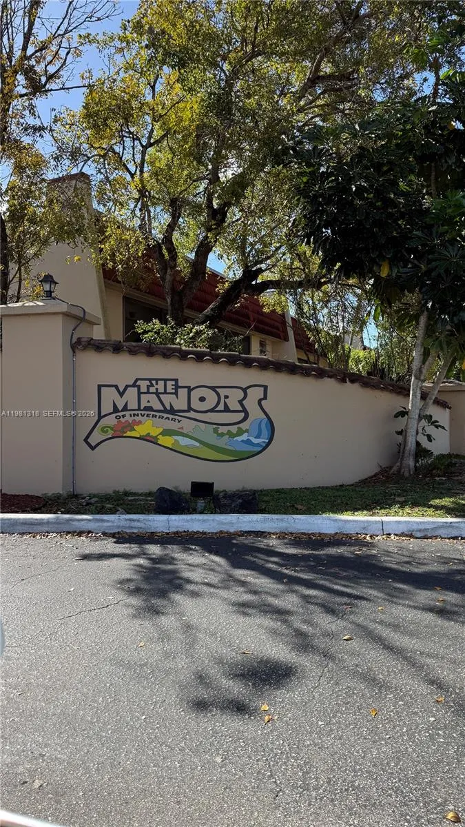 4174 Inverrary Dr 402, Lauderhill, Florida 33319, Lauderhill, Florida 33319, 2 Bedrooms Bedrooms, ,2 BathroomsBathrooms,Residential Lease,For Rent,4174 Inverrary Dr 402, Lauderhill, Florida 33319,A11981318