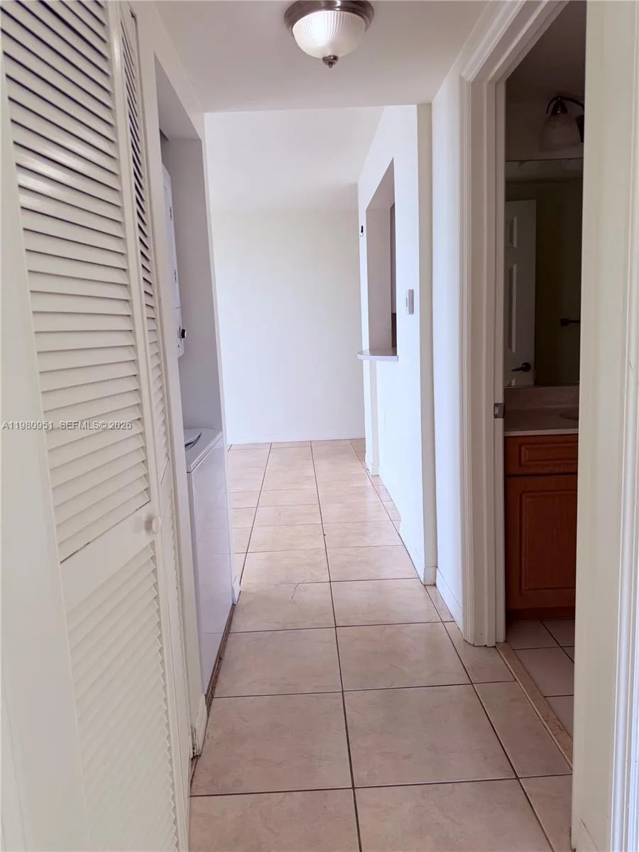 900 Sw 8th St 604, Miami, Florida 33130, Miami, Florida 33130, 2 Bedrooms Bedrooms, ,2 BathroomsBathrooms,Residential Lease,For Rent,900 Sw 8th St 604, Miami, Florida 33130,A11980951