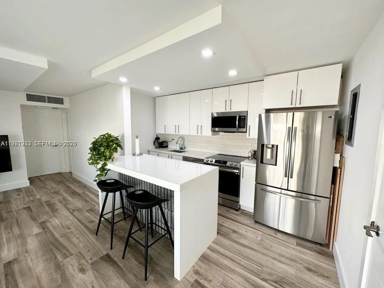 4544 Nw 79th Ave 1f, Doral, Florida 33166, Doral, Florida 33166, 1 Bedroom Bedrooms, ,1 BathroomBathrooms,Residential Lease,For Rent,4544 Nw 79th Ave 1f, Doral, Florida 33166,A11981953