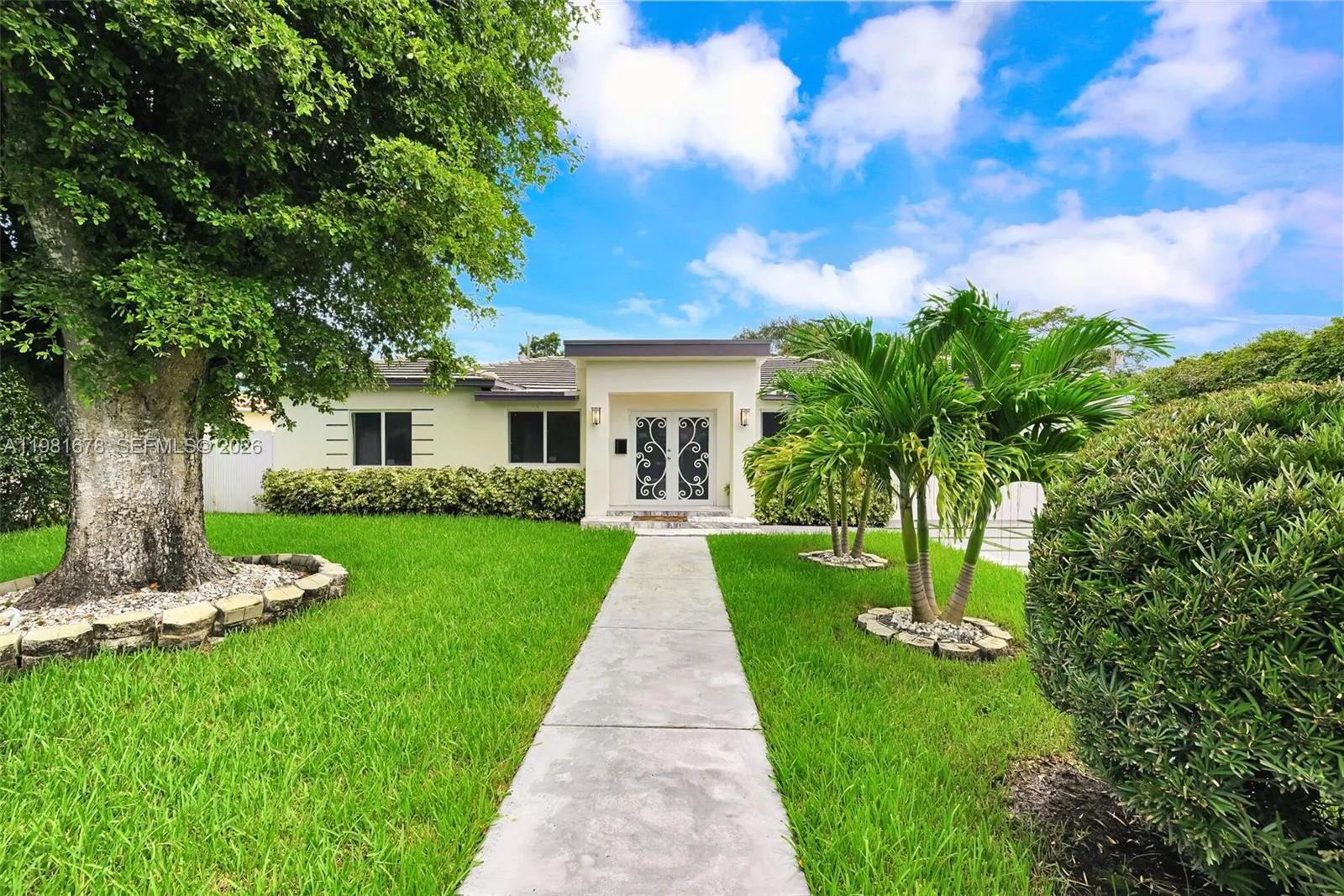 11011 Ne 9th Ct, Biscayne Park, Florida 33161, Biscayne Park, Florida 33161, 6 Bedrooms Bedrooms, ,3 BathroomsBathrooms,Residential,For Sale,11011 Ne 9th Ct, Biscayne Park, Florida 33161,A11981678