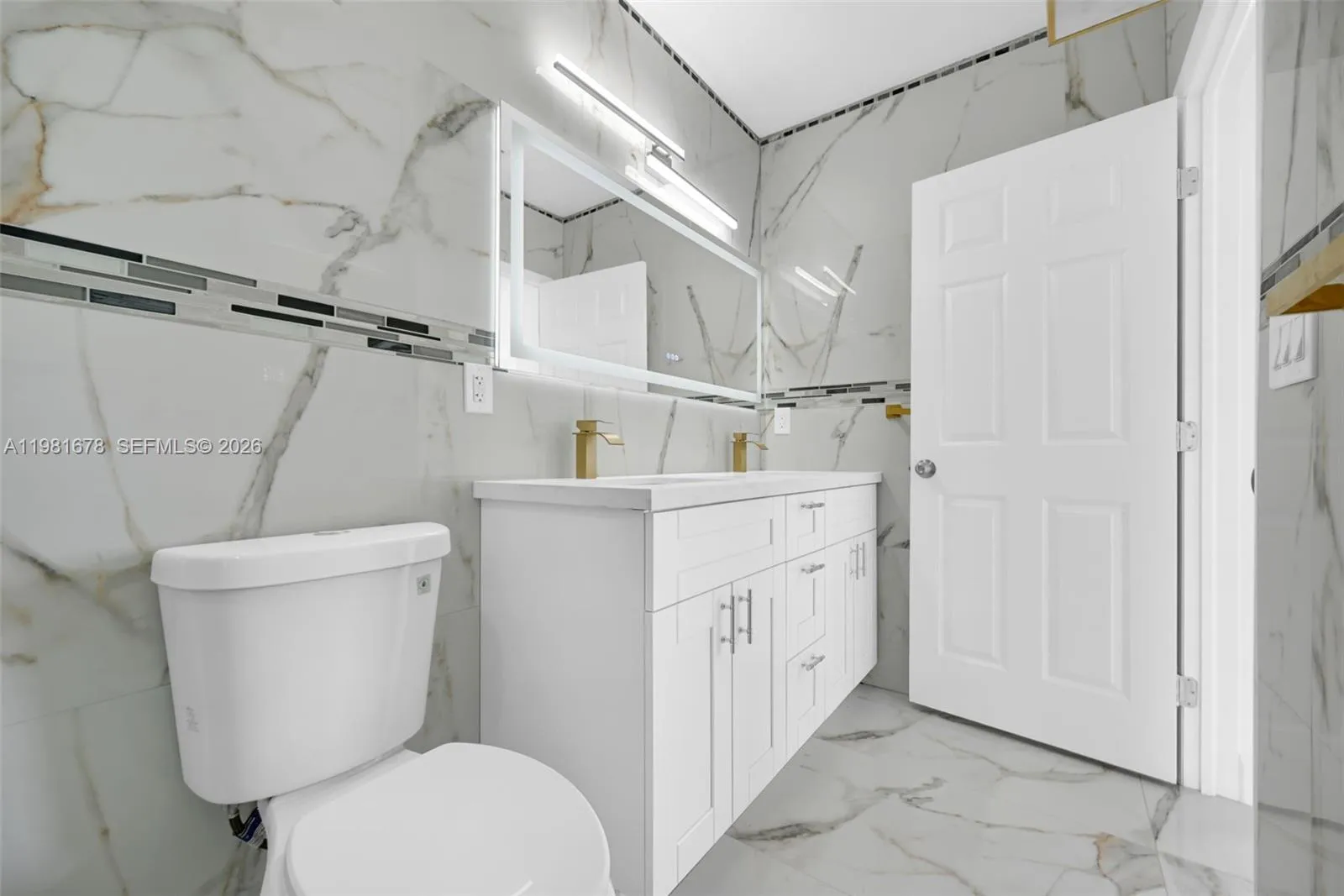 11011 Ne 9th Ct, Biscayne Park, Florida 33161, Biscayne Park, Florida 33161, 6 Bedrooms Bedrooms, ,3 BathroomsBathrooms,Residential,For Sale,11011 Ne 9th Ct, Biscayne Park, Florida 33161,A11981678