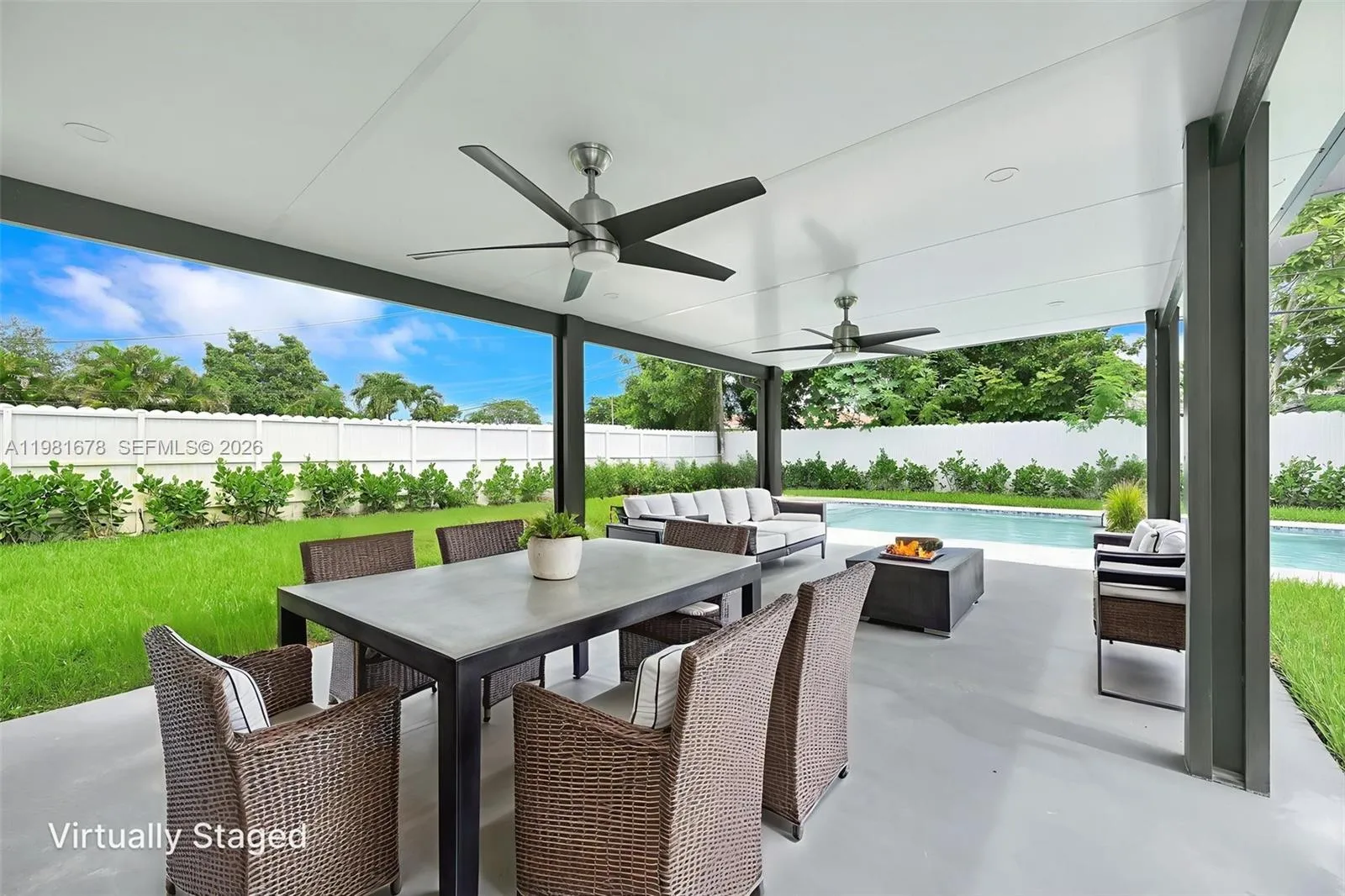 11011 Ne 9th Ct, Biscayne Park, Florida 33161, Biscayne Park, Florida 33161, 6 Bedrooms Bedrooms, ,3 BathroomsBathrooms,Residential,For Sale,11011 Ne 9th Ct, Biscayne Park, Florida 33161,A11981678
