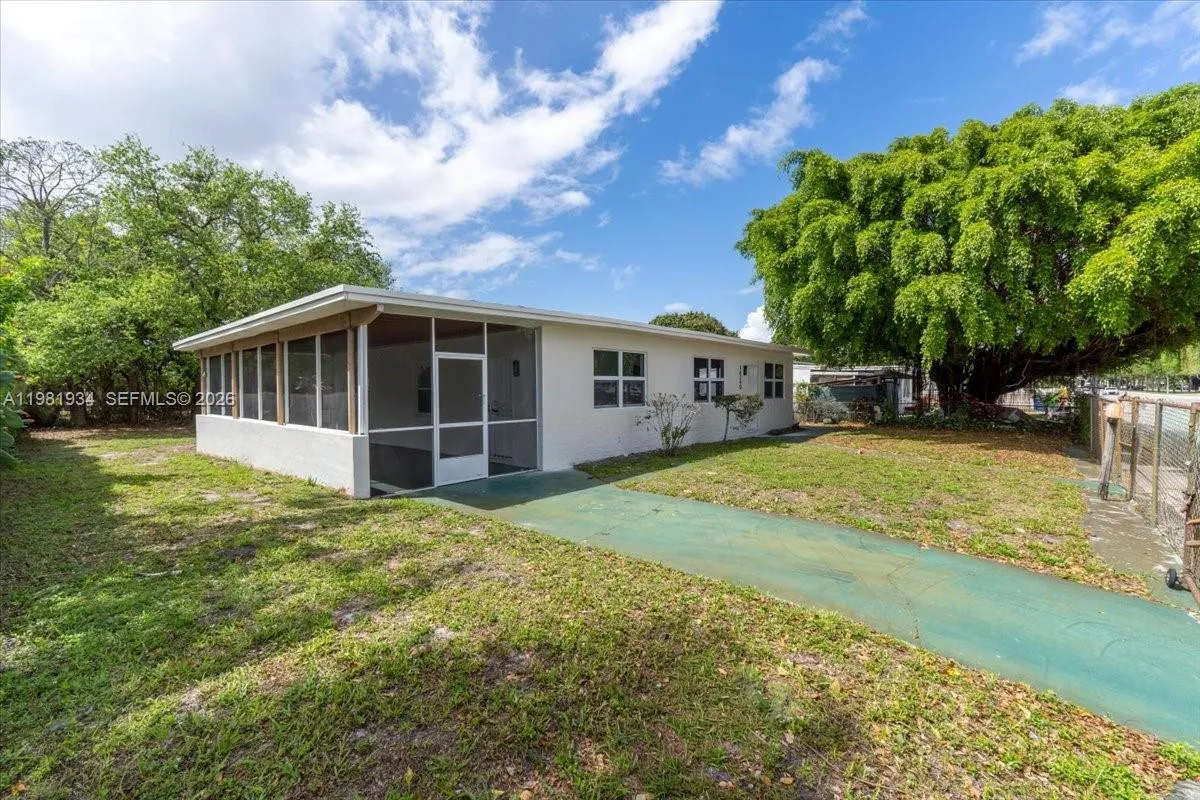 16240 Nw 22nd Ave, Miami Gardens, Florida 33054, Miami Gardens, Florida 33054, 3 Bedrooms Bedrooms, ,2 BathroomsBathrooms,Residential,For Sale,16240 Nw 22nd Ave, Miami Gardens, Florida 33054,A11981934