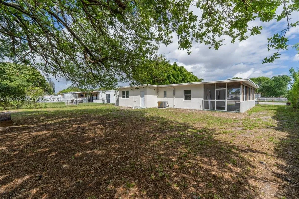 16240 Nw 22nd Ave, Miami Gardens, Florida 33054, Miami Gardens, Florida 33054, 3 Bedrooms Bedrooms, ,2 BathroomsBathrooms,Residential,For Sale,16240 Nw 22nd Ave, Miami Gardens, Florida 33054,A11981934