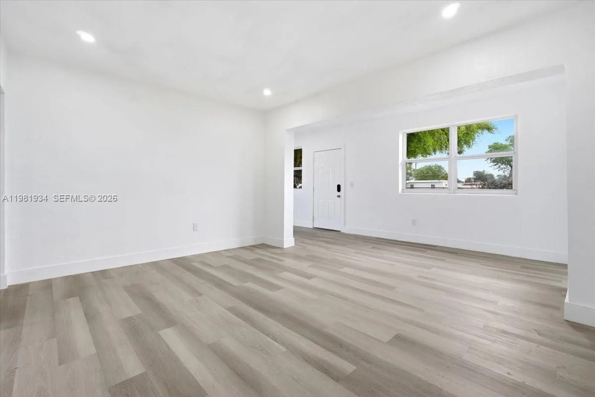 16240 Nw 22nd Ave, Miami Gardens, Florida 33054, Miami Gardens, Florida 33054, 3 Bedrooms Bedrooms, ,2 BathroomsBathrooms,Residential,For Sale,16240 Nw 22nd Ave, Miami Gardens, Florida 33054,A11981934