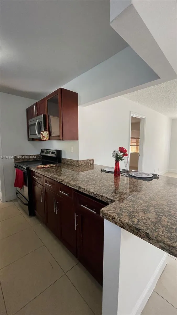 621 Nw 38th Pl, Deerfield Beach, Florida 33064, Deerfield Beach, Florida 33064, 4 Bedrooms Bedrooms, ,2 BathroomsBathrooms,Residential Lease,For Rent,621 Nw 38th Pl, Deerfield Beach, Florida 33064,A11981981