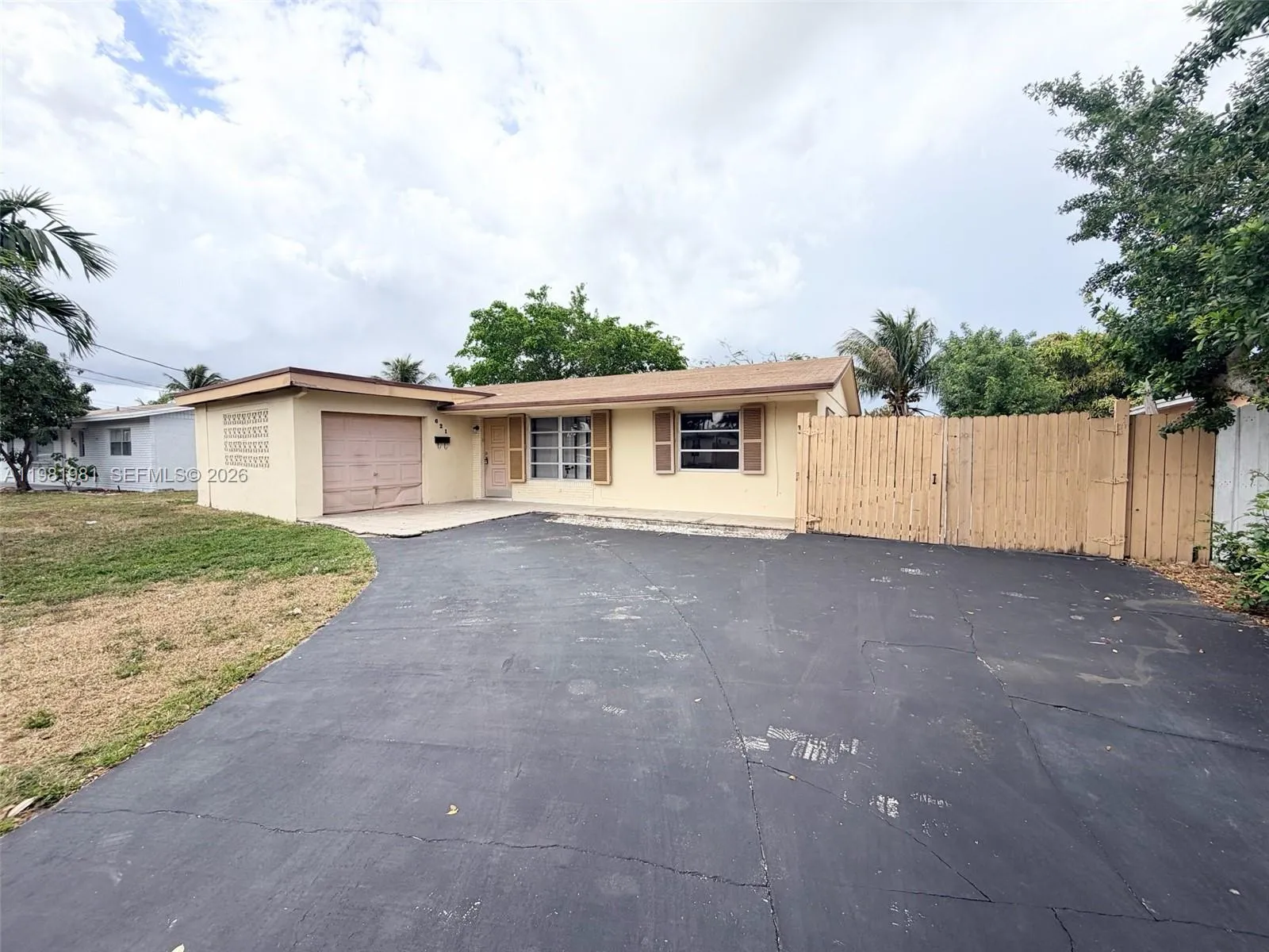 621 Nw 38th Pl, Deerfield Beach, Florida 33064, Deerfield Beach, Florida 33064, 4 Bedrooms Bedrooms, ,2 BathroomsBathrooms,Residential Lease,For Rent,621 Nw 38th Pl, Deerfield Beach, Florida 33064,A11981981