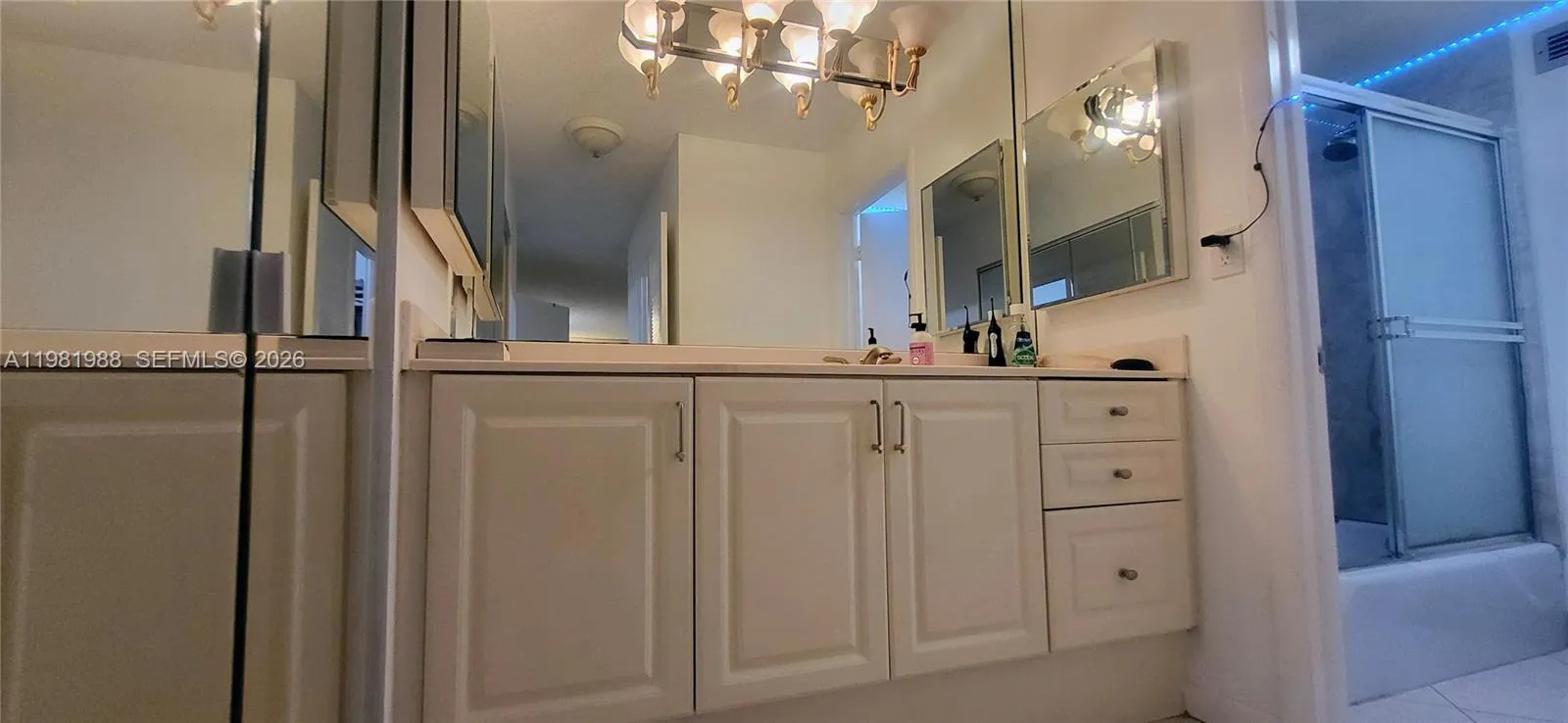 3800 S Ocean Dr 1112a, Hollywood, Florida 33019, Hollywood, Florida 33019, 2 Bedrooms Bedrooms, ,2 BathroomsBathrooms,Residential Lease,For Rent,3800 S Ocean Dr 1112a, Hollywood, Florida 33019,A11981988