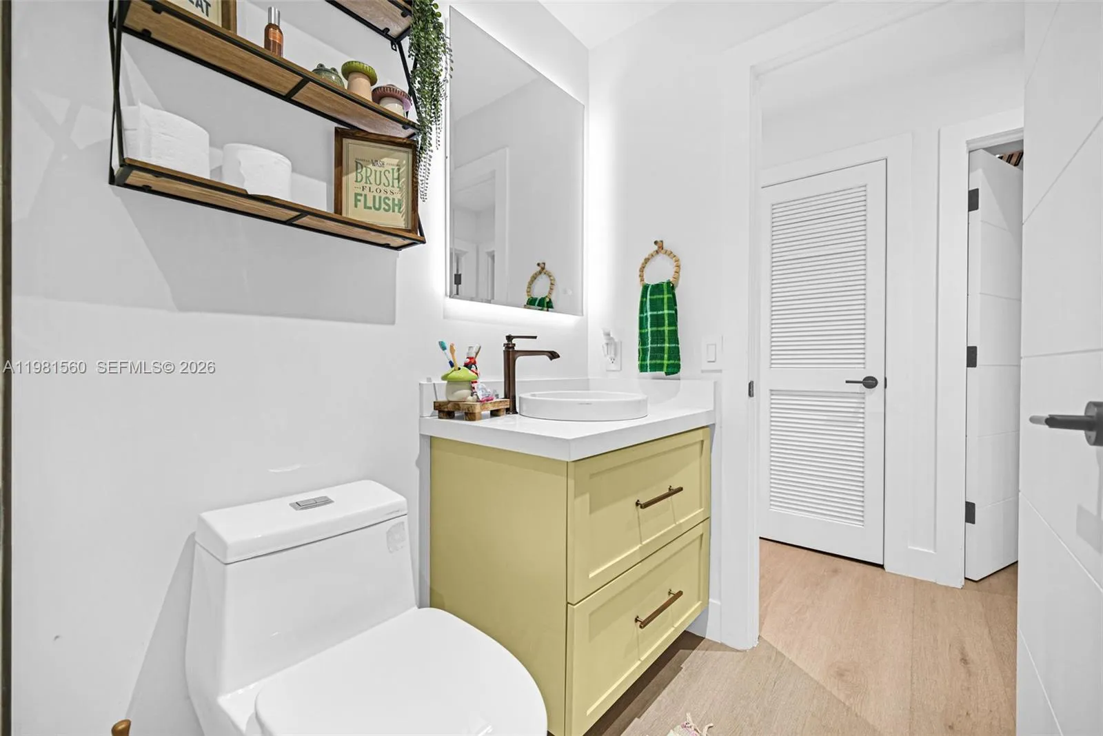 9300 E Calusa Club Dr, Miami, Florida 33186, Miami, Florida 33186, 4 Bedrooms Bedrooms, 8 Rooms Rooms,3 BathroomsBathrooms,Residential,For Sale,9300 E Calusa Club Dr, Miami, Florida 33186,A11981560