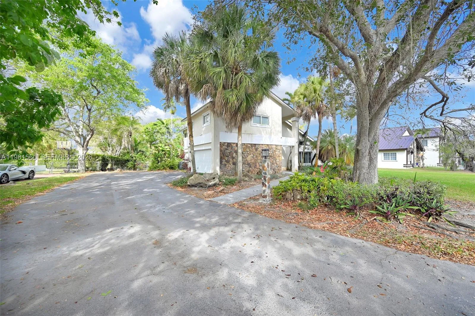 9300 E Calusa Club Dr, Miami, Florida 33186, Miami, Florida 33186, 4 Bedrooms Bedrooms, 8 Rooms Rooms,3 BathroomsBathrooms,Residential,For Sale,9300 E Calusa Club Dr, Miami, Florida 33186,A11981560