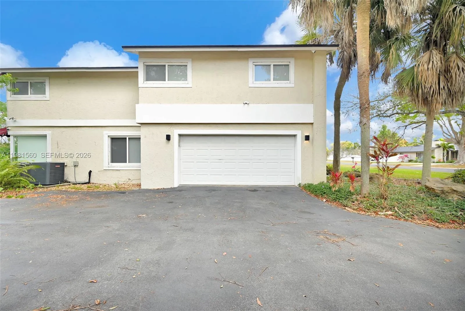9300 E Calusa Club Dr, Miami, Florida 33186, Miami, Florida 33186, 4 Bedrooms Bedrooms, 8 Rooms Rooms,3 BathroomsBathrooms,Residential,For Sale,9300 E Calusa Club Dr, Miami, Florida 33186,A11981560