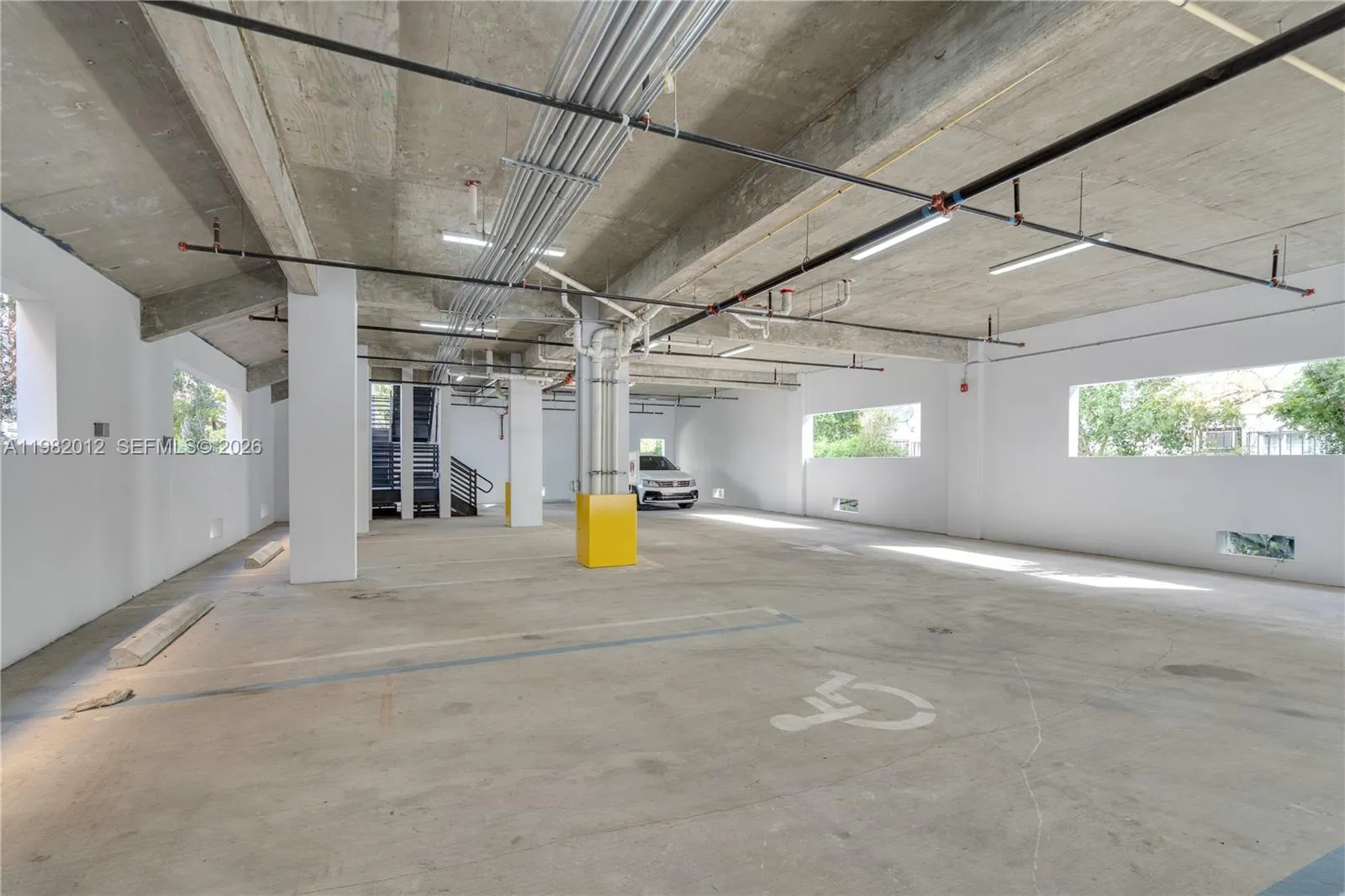 1037 Nw 2nd St 2b, Miami, Florida 33128, Miami, Florida 33128, ,1 BathroomBathrooms,Residential Lease,For Rent,1037 Nw 2nd St 2b, Miami, Florida 33128,A11982012