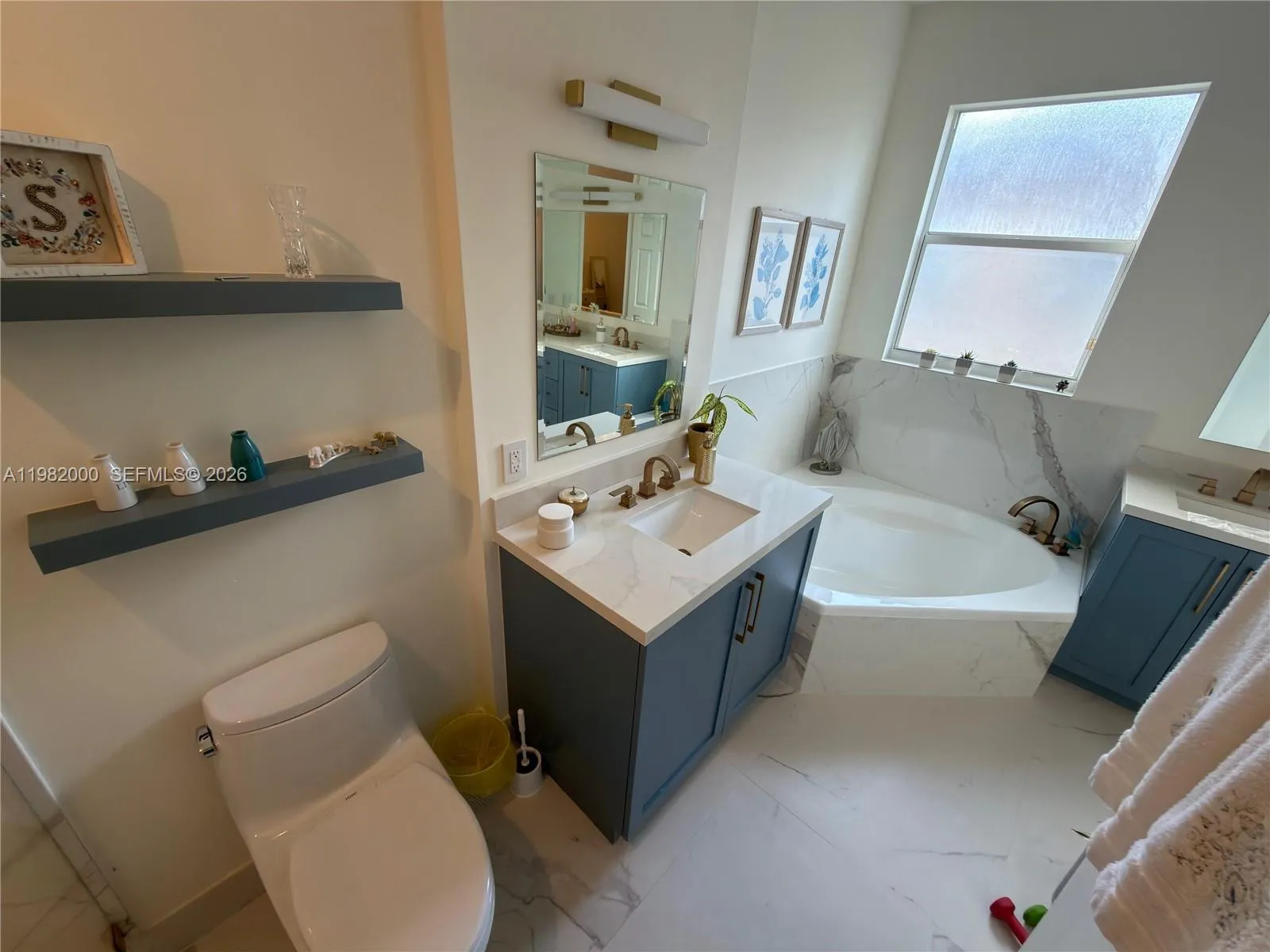 12834 Sw 134th St, Miami, Florida 33186, Miami, Florida 33186, 3 Bedrooms Bedrooms, ,2 BathroomsBathrooms,Residential,For Sale,12834 Sw 134th St, Miami, Florida 33186,A11982000