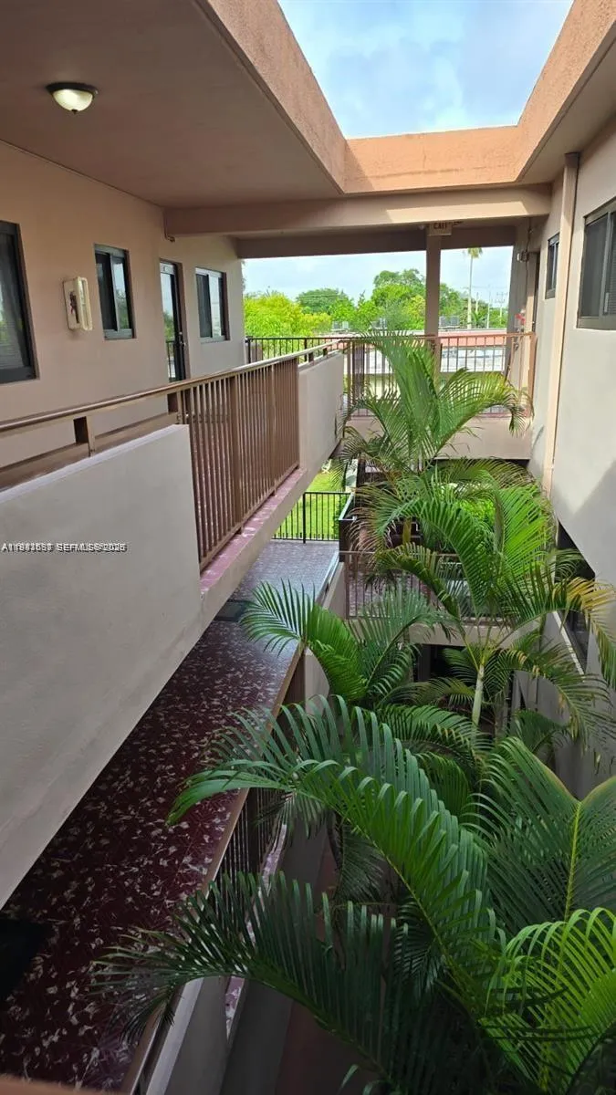 690 Ne 123rd St 208, North Miami, Florida 33161, North Miami, Florida 33161, 1 Bedroom Bedrooms, ,1 BathroomBathrooms,Residential Lease,For Rent,690 Ne 123rd St 208, North Miami, Florida 33161,A11981633