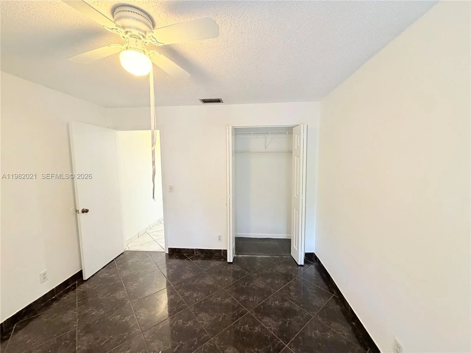 206 Lake Pointe Dr 206, Oakland Park, Florida 3330, Oakland Park, Florida 33309, 2 Bedrooms Bedrooms, ,2 BathroomsBathrooms,Residential Lease,For Rent,206 Lake Pointe Dr 206, Oakland Park, Florida 3330,A11982021