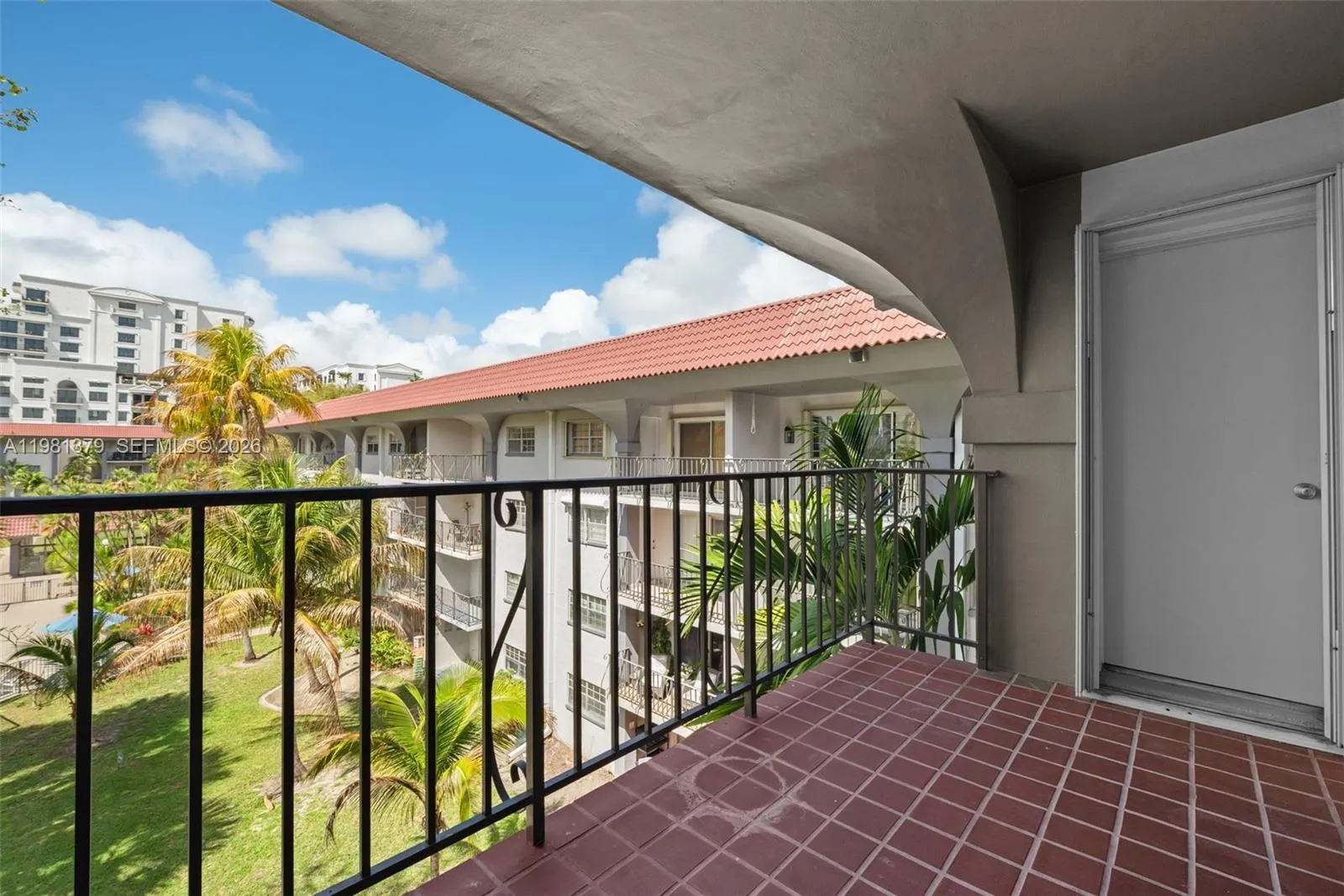 Balcony with garden/pool view
