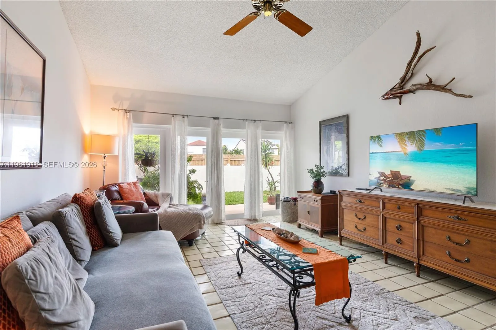 19994 Ne 5th Ct 3c, Miami, Florida 33179, Miami, Florida 33179, 2 Bedrooms Bedrooms, ,2 BathroomsBathrooms,Residential,For Sale,19994 Ne 5th Ct 3c, Miami, Florida 33179,A11981918