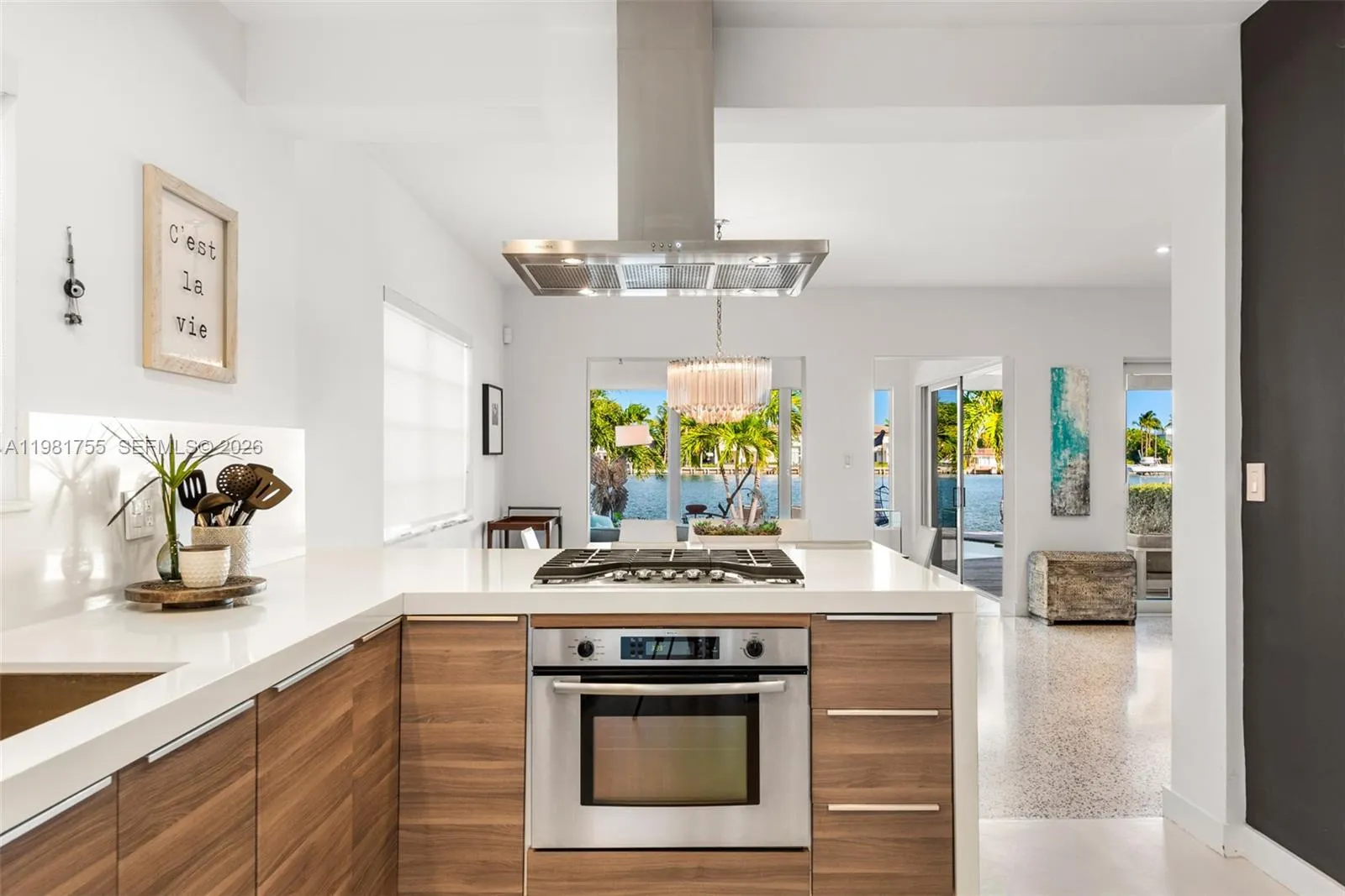 365 N Shore Dr, Miami Beach, Florida 33141, Miami Beach, Florida 33141, 4 Bedrooms Bedrooms, ,4 BathroomsBathrooms,Residential Lease,For Rent,365 N Shore Dr, Miami Beach, Florida 33141,A11981755