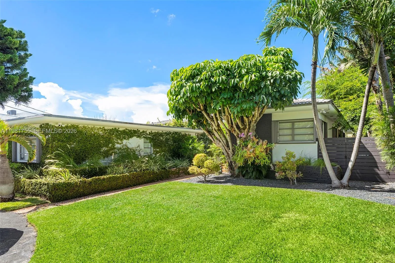 365 N Shore Dr, Miami Beach, Florida 33141, Miami Beach, Florida 33141, 4 Bedrooms Bedrooms, ,4 BathroomsBathrooms,Residential Lease,For Rent,365 N Shore Dr, Miami Beach, Florida 33141,A11981755