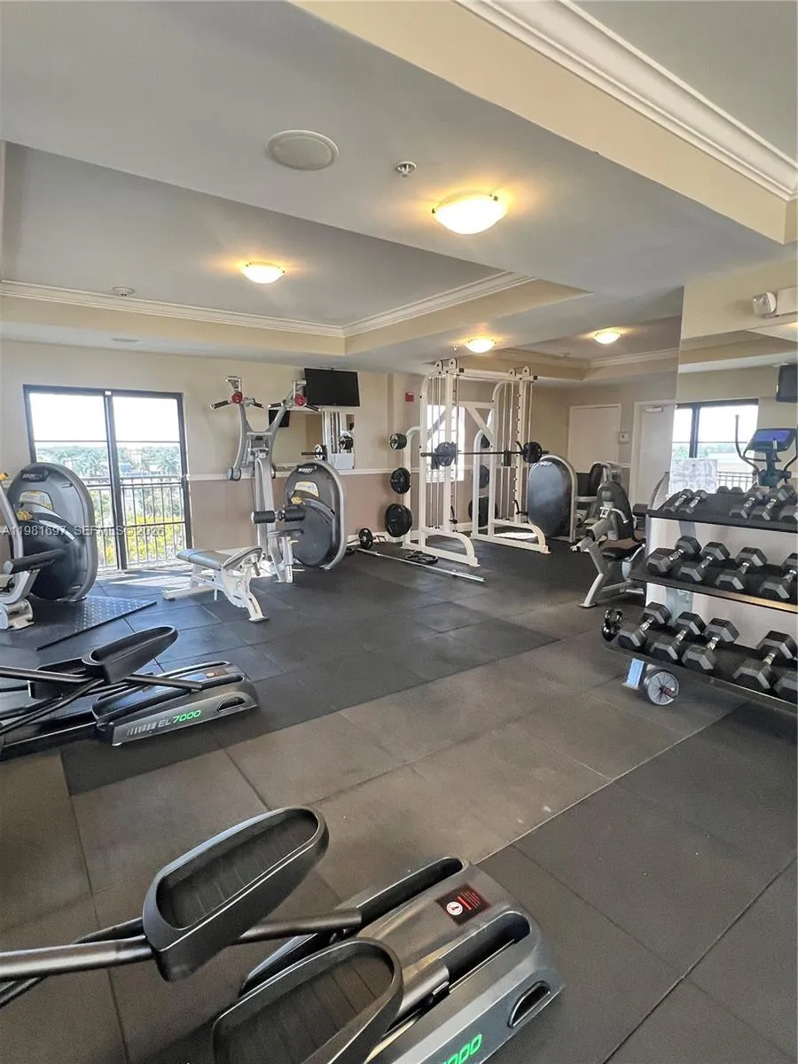 2401 N Ocean Blvd 500, Fort Lauderdale, Florida 33, Fort Lauderdale, Florida 33305, 2 Bedrooms Bedrooms, ,2 BathroomsBathrooms,Residential Lease,For Rent,2401 N Ocean Blvd 500, Fort Lauderdale, Florida 33,A11981697