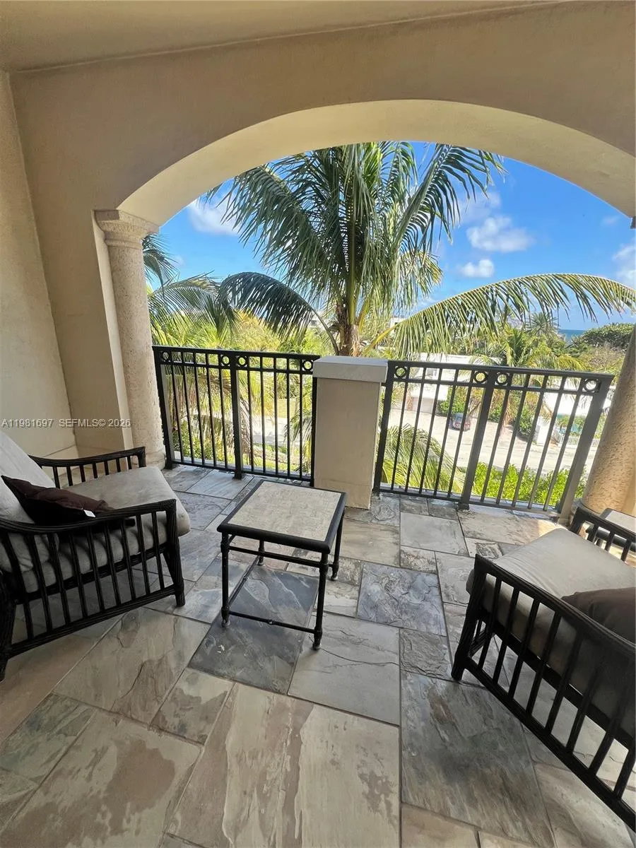 2401 N Ocean Blvd 500, Fort Lauderdale, Florida 33, Fort Lauderdale, Florida 33305, 2 Bedrooms Bedrooms, ,2 BathroomsBathrooms,Residential Lease,For Rent,2401 N Ocean Blvd 500, Fort Lauderdale, Florida 33,A11981697