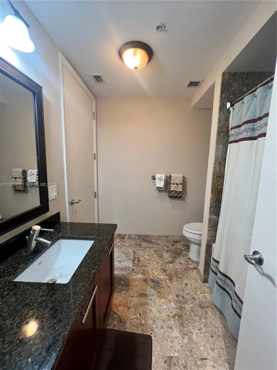 2401 N Ocean Blvd 500, Fort Lauderdale, Florida 33, Fort Lauderdale, Florida 33305, 2 Bedrooms Bedrooms, ,2 BathroomsBathrooms,Residential Lease,For Rent,2401 N Ocean Blvd 500, Fort Lauderdale, Florida 33,A11981697