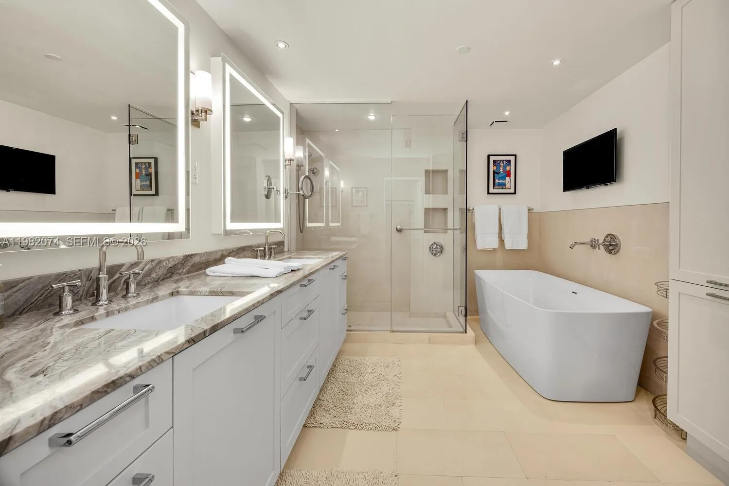 2645 S Bayshore Dr 1802, Miami, Florida 33133, Miami, Florida 33133, 2 Bedrooms Bedrooms, ,2 BathroomsBathrooms,Residential Lease,For Rent,2645 S Bayshore Dr 1802, Miami, Florida 33133,A11982074