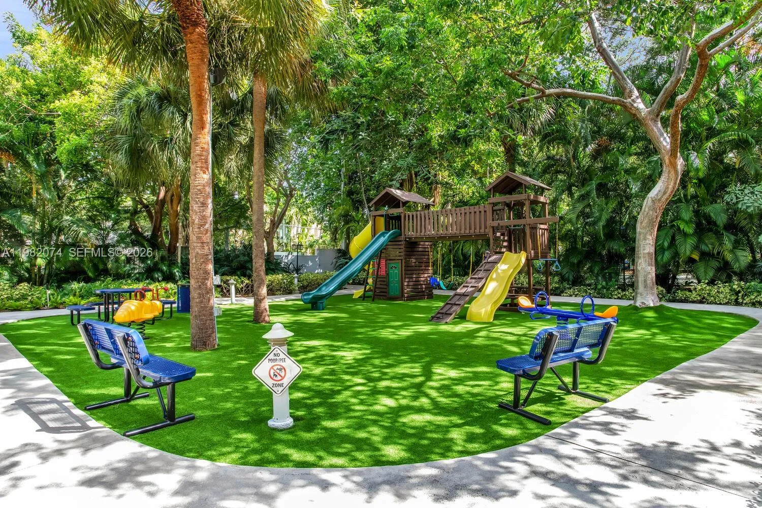 2645 S Bayshore Dr 1802, Miami, Florida 33133, Miami, Florida 33133, 2 Bedrooms Bedrooms, ,2 BathroomsBathrooms,Residential Lease,For Rent,2645 S Bayshore Dr 1802, Miami, Florida 33133,A11982074