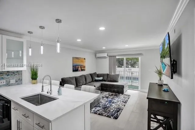 2900 Banyan St 101, Fort Lauderdale, Florida 33316, Fort Lauderdale, Florida 33316, 2 Bedrooms Bedrooms, ,2 BathroomsBathrooms,Residential Lease,For Rent,2900 Banyan St 101, Fort Lauderdale, Florida 33316,A11981933