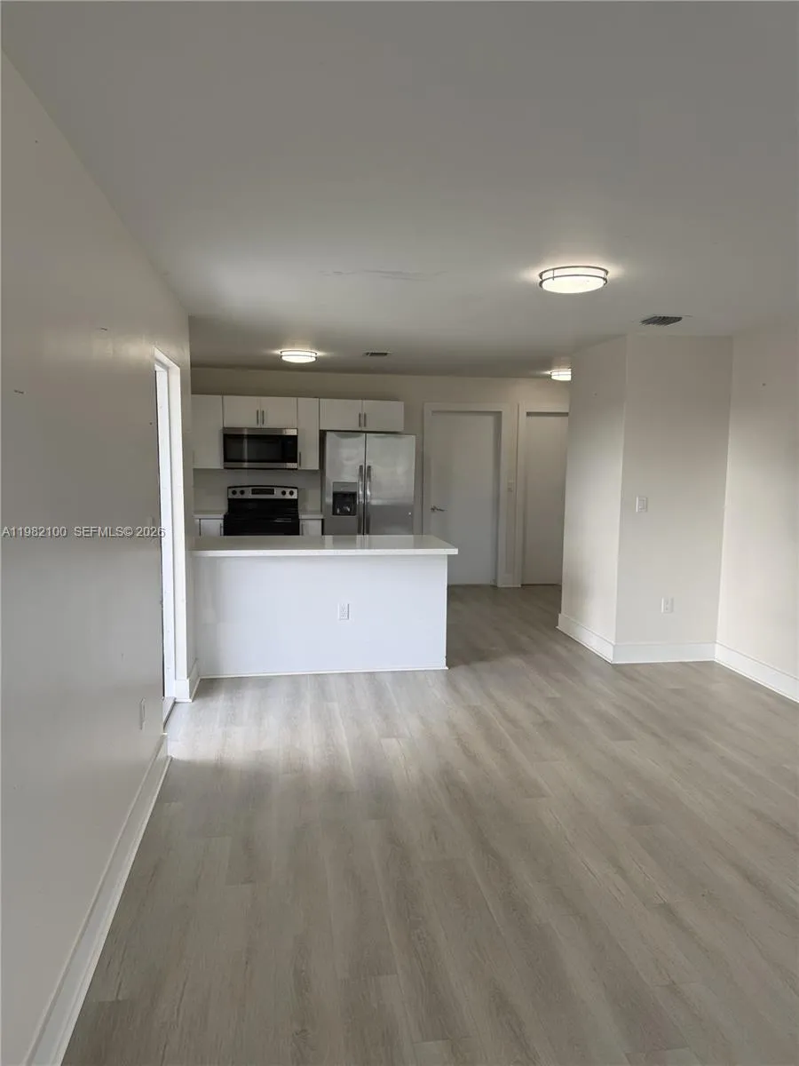 10384 Sw 173rd St 2, Miami, Florida 33157, Miami, Florida 33157, 3 Bedrooms Bedrooms, ,2 BathroomsBathrooms,Residential Lease,For Rent,10384 Sw 173rd St 2, Miami, Florida 33157,A11982100