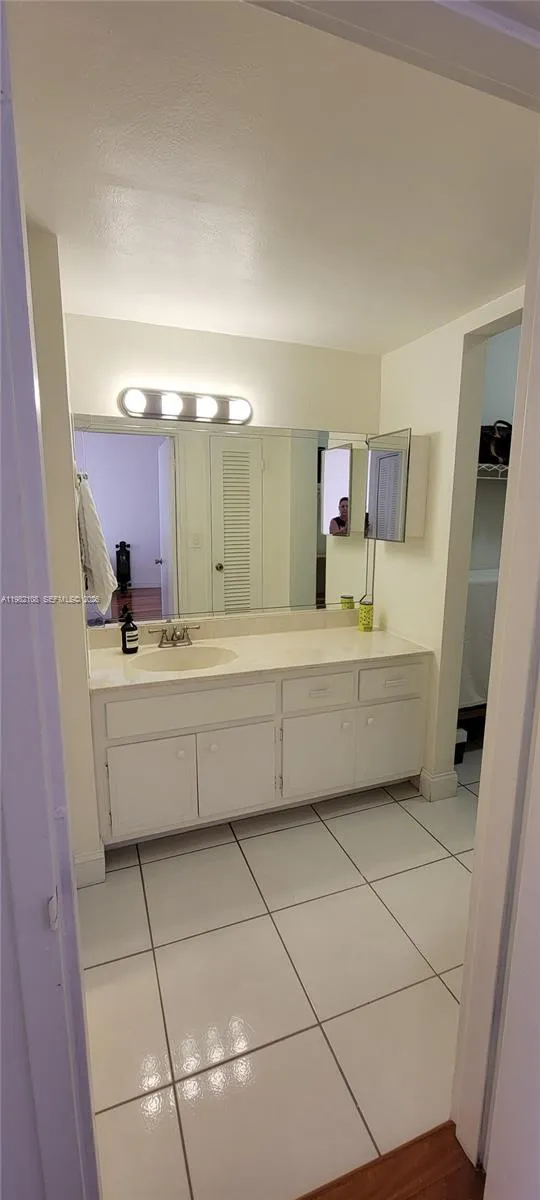 800 West Ave Ph-37, Miami Beach, Florida 33139, Miami Beach, Florida 33139, ,1 BathroomBathrooms,Residential Lease,For Rent,800 West Ave Ph-37, Miami Beach, Florida 33139,A11982108
