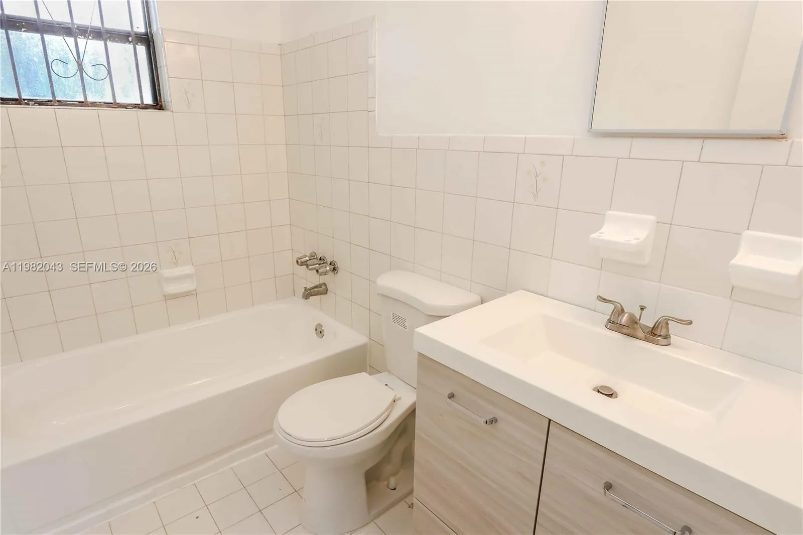 6747 Nw 5th Ct 2, Miami, Florida 33150, Miami, Florida 33150, 2 Bedrooms Bedrooms, ,1 BathroomBathrooms,Residential Lease,For Rent,6747 Nw 5th Ct 2, Miami, Florida 33150,A11982043