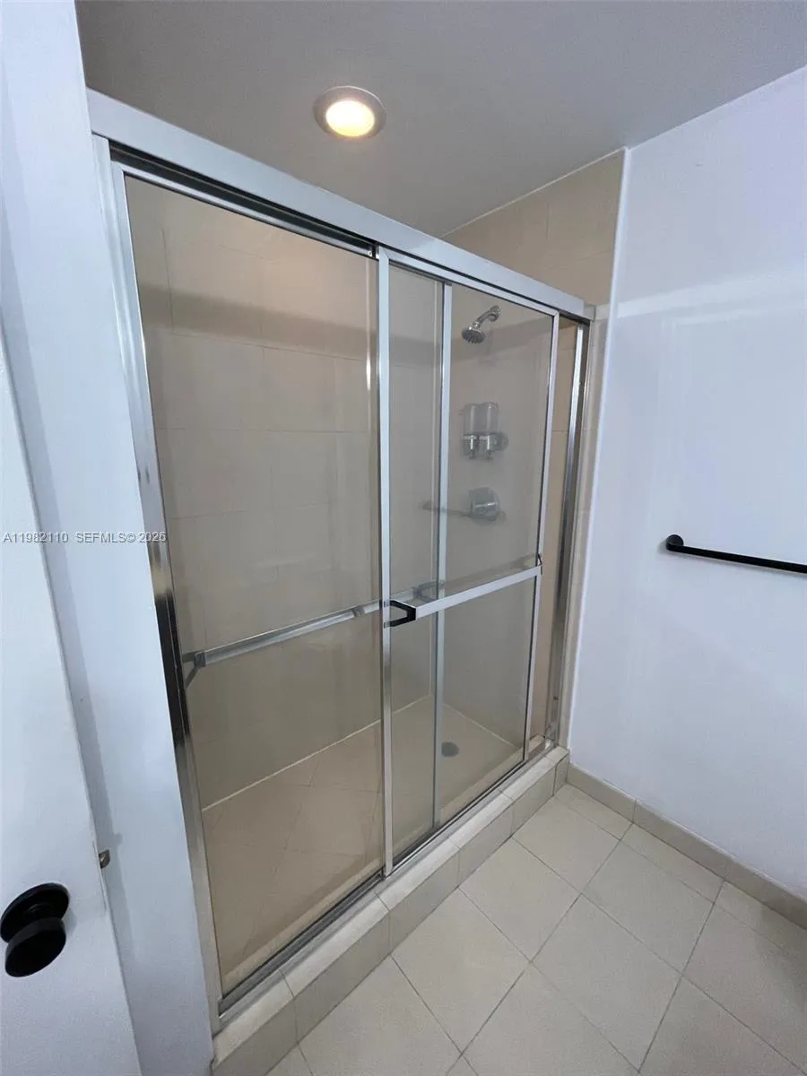 3029 Ne 188th St 907, Aventura, Florida 33180, Aventura, Florida 33180, 2 Bedrooms Bedrooms, ,2 BathroomsBathrooms,Residential Lease,For Rent,3029 Ne 188th St 907, Aventura, Florida 33180,A11982110