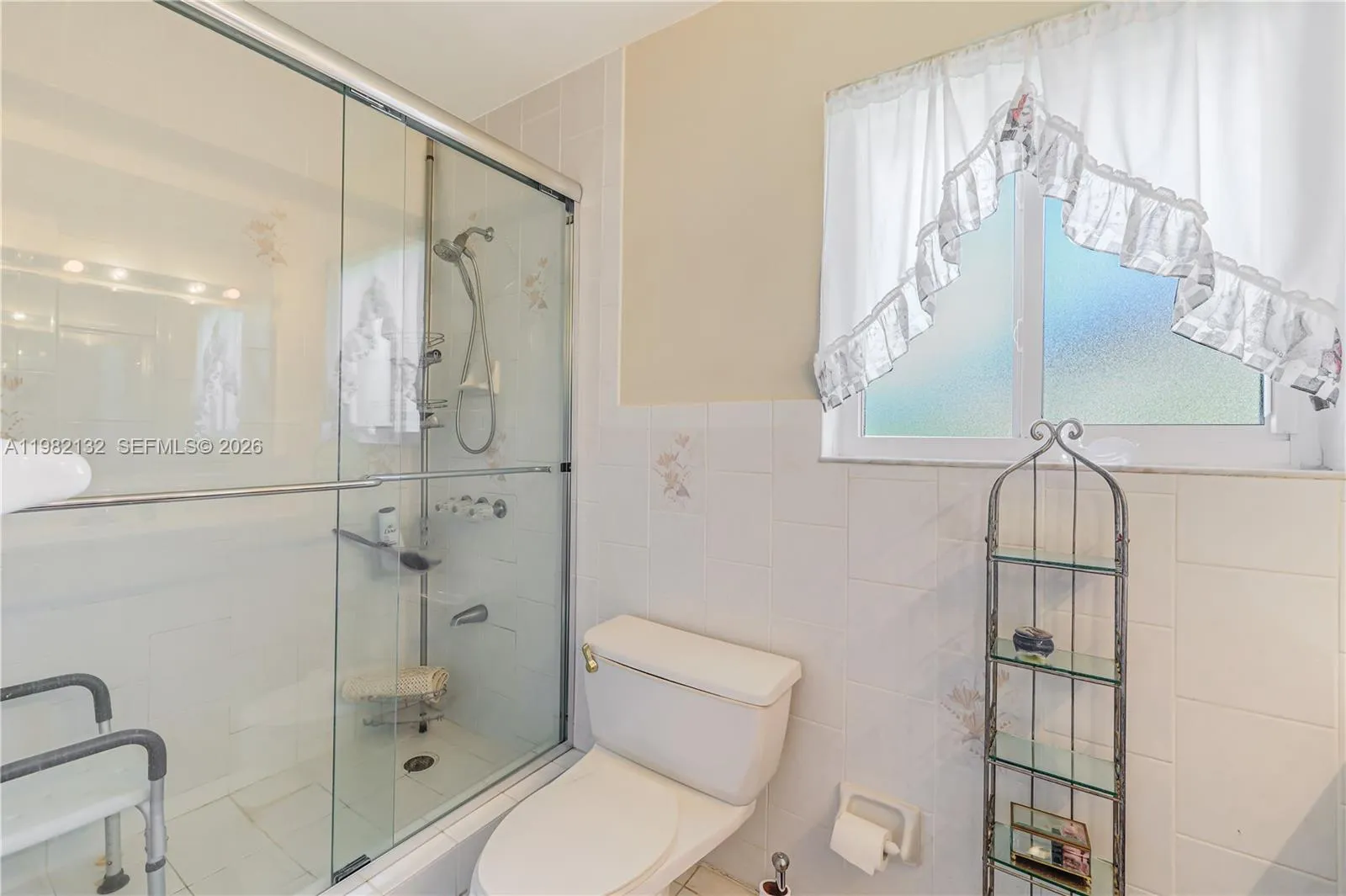 11541 Sw 100th St, Miami, Florida 33176, Miami, Florida 33176, 3 Bedrooms Bedrooms, ,2 BathroomsBathrooms,Residential,For Sale,11541 Sw 100th St, Miami, Florida 33176,A11982132