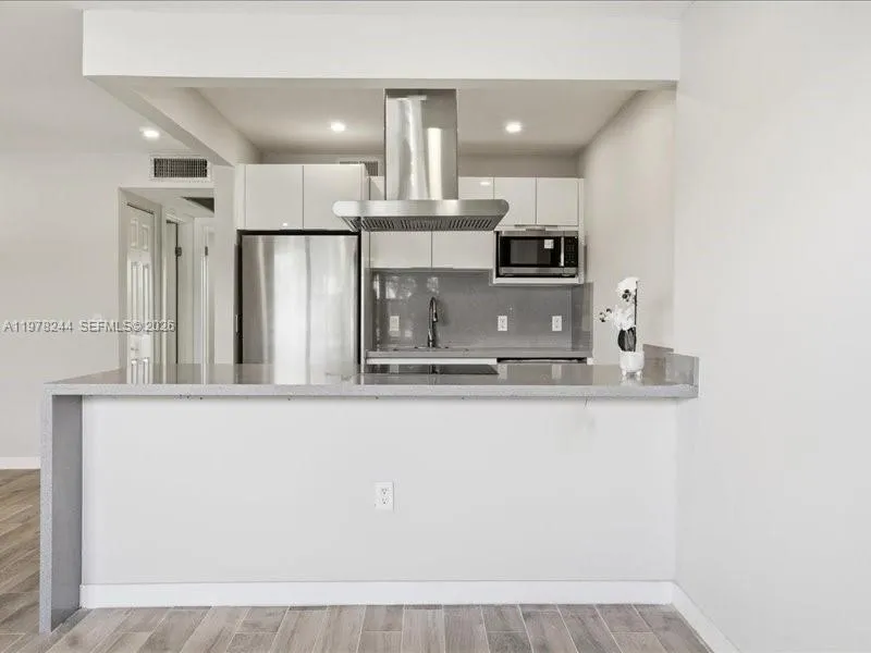 301 Sw 135th Ave 108c, Pembroke Pines, Florida 330, Pembroke Pines, Florida 33027, 1 Bedroom Bedrooms, ,1 BathroomBathrooms,Residential,For Sale,301 Sw 135th Ave 108c, Pembroke Pines, Florida 330,A11978244