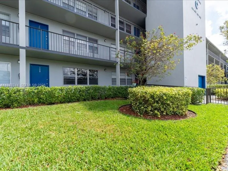 301 Sw 135th Ave 108c, Pembroke Pines, Florida 330, Pembroke Pines, Florida 33027, 1 Bedroom Bedrooms, ,1 BathroomBathrooms,Residential,For Sale,301 Sw 135th Ave 108c, Pembroke Pines, Florida 330,A11978244