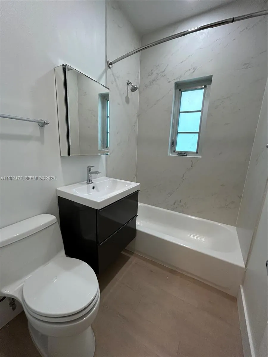 1025 Meridian Ave 207, Miami Beach, Florida 33139, Miami Beach, Florida 33139, ,1 BathroomBathrooms,Residential Lease,For Rent,1025 Meridian Ave 207, Miami Beach, Florida 33139,A11982172