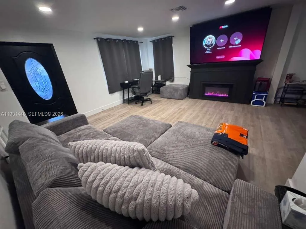 2036 Sw 57th Ct 2036, Miami, Florida 33155, Miami, Florida 33155, 3 Bedrooms Bedrooms, ,2 BathroomsBathrooms,Residential Lease,For Rent,2036 Sw 57th Ct 2036, Miami, Florida 33155,A11981440