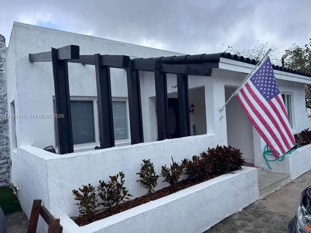 2036 Sw 57th Ct 2036, Miami, Florida 33155, Miami, Florida 33155, 3 Bedrooms Bedrooms, ,2 BathroomsBathrooms,Residential Lease,For Rent,2036 Sw 57th Ct 2036, Miami, Florida 33155,A11981440