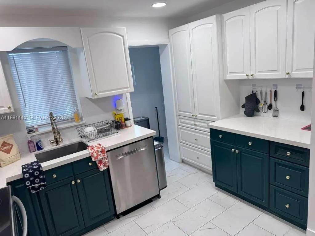 2036 Sw 57th Ct 2036, Miami, Florida 33155, Miami, Florida 33155, 3 Bedrooms Bedrooms, ,2 BathroomsBathrooms,Residential Lease,For Rent,2036 Sw 57th Ct 2036, Miami, Florida 33155,A11981440