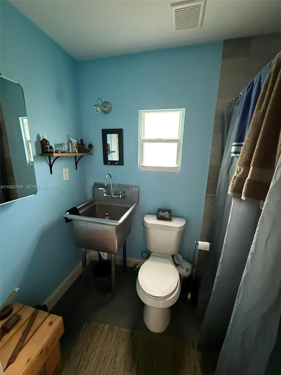 294 Ne 57th St, Miami, Florida 33137, Miami, Florida 33137, ,Residential Income,For Sale,294 Ne 57th St, Miami, Florida 33137,A11982195