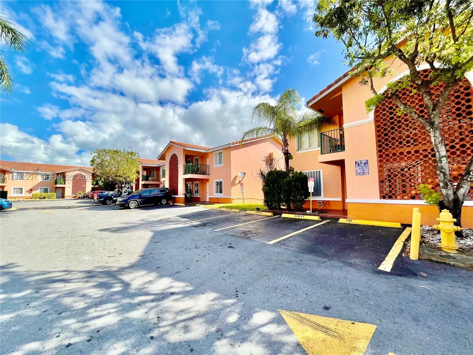 4681 Nw 9th St 211, Miami, Florida 33126, Miami, Florida 33126, 2 Bedrooms Bedrooms, ,2 BathroomsBathrooms,Residential Lease,For Rent,4681 Nw 9th St 211, Miami, Florida 33126,A11982201