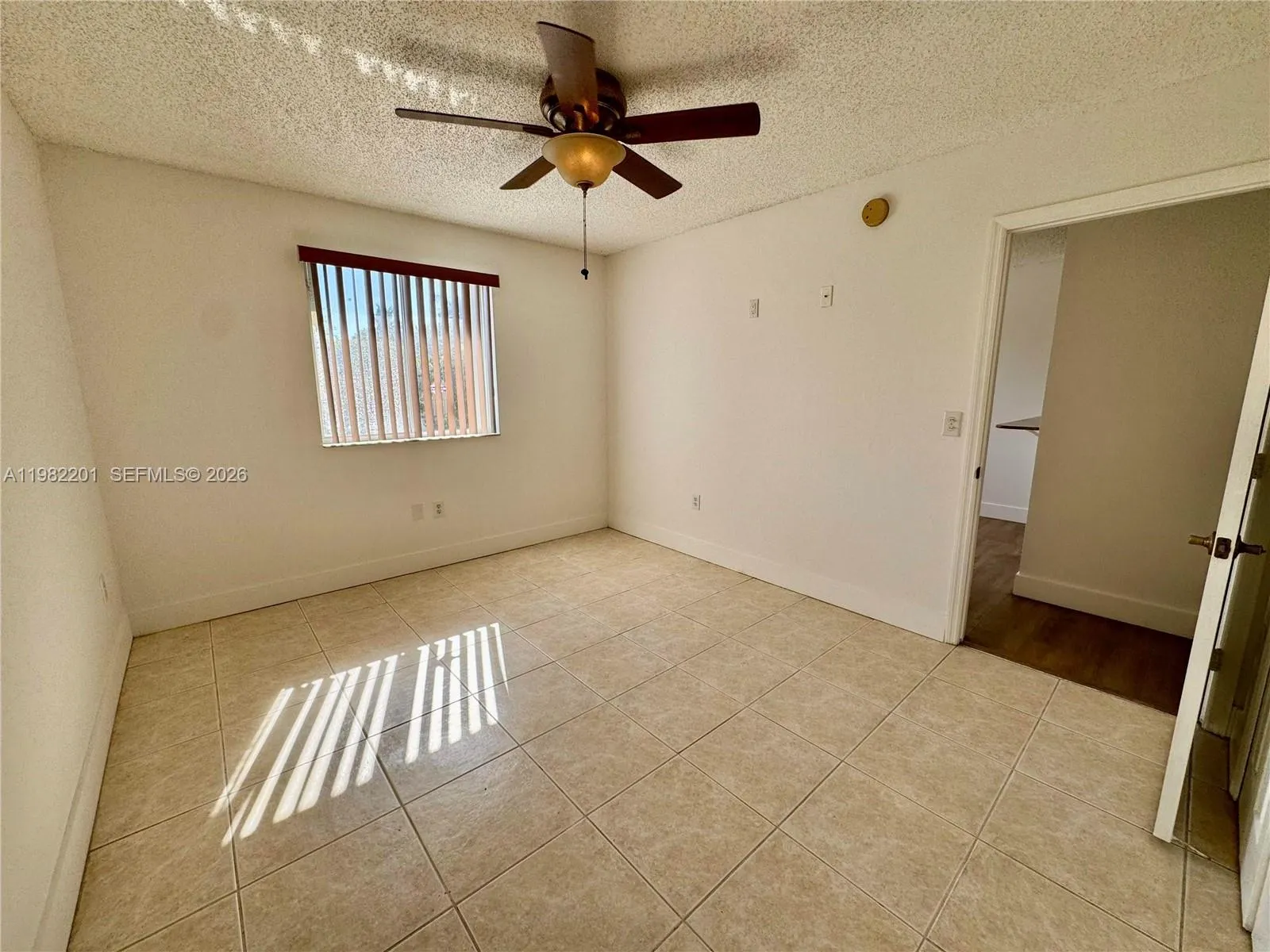 4681 Nw 9th St 211, Miami, Florida 33126, Miami, Florida 33126, 2 Bedrooms Bedrooms, ,2 BathroomsBathrooms,Residential Lease,For Rent,4681 Nw 9th St 211, Miami, Florida 33126,A11982201