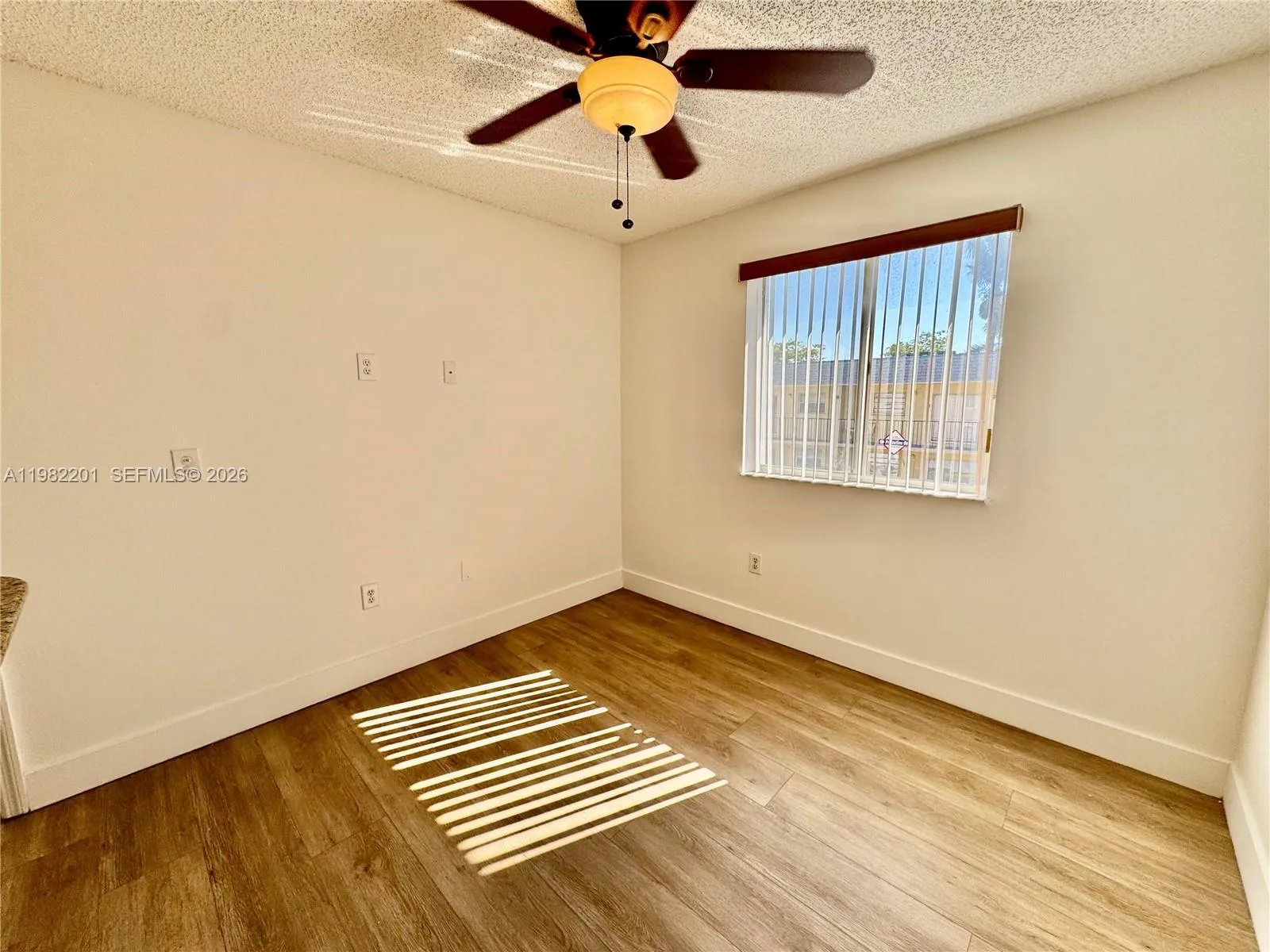 4681 Nw 9th St 211, Miami, Florida 33126, Miami, Florida 33126, 2 Bedrooms Bedrooms, ,2 BathroomsBathrooms,Residential Lease,For Rent,4681 Nw 9th St 211, Miami, Florida 33126,A11982201