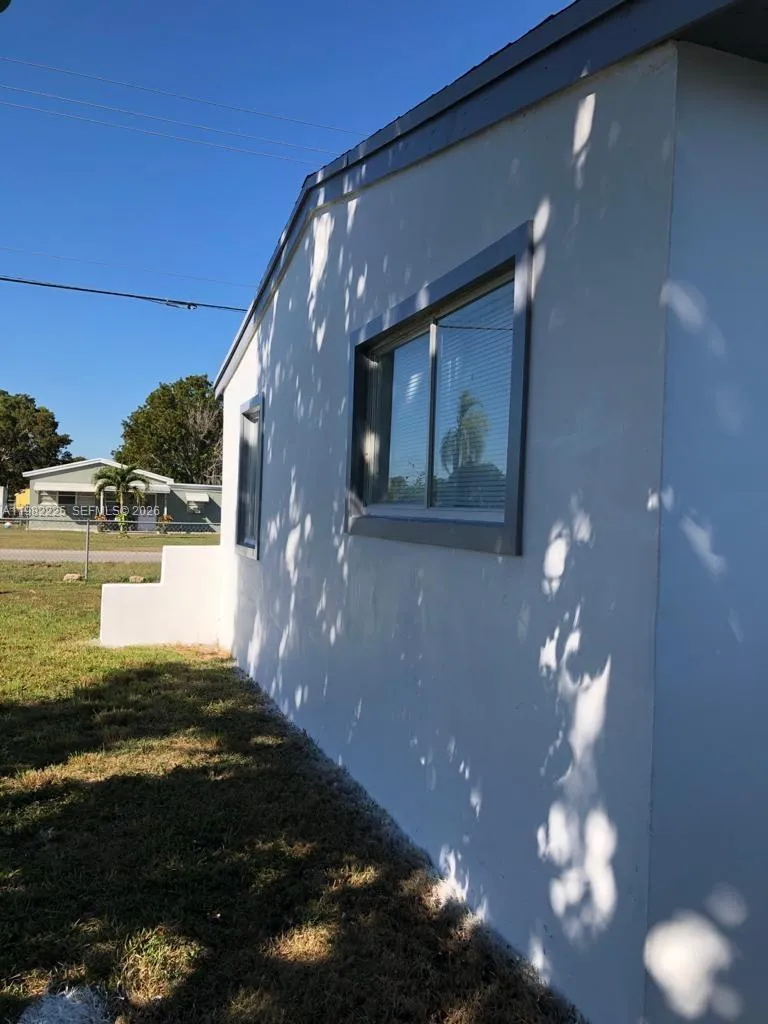 1401 Nw 8th Ave, Homestead, Florida 33030, Homestead, Florida 33030, 2 Bedrooms Bedrooms, ,1 BathroomBathrooms,Residential Lease,For Rent,1401 Nw 8th Ave, Homestead, Florida 33030,A11982225