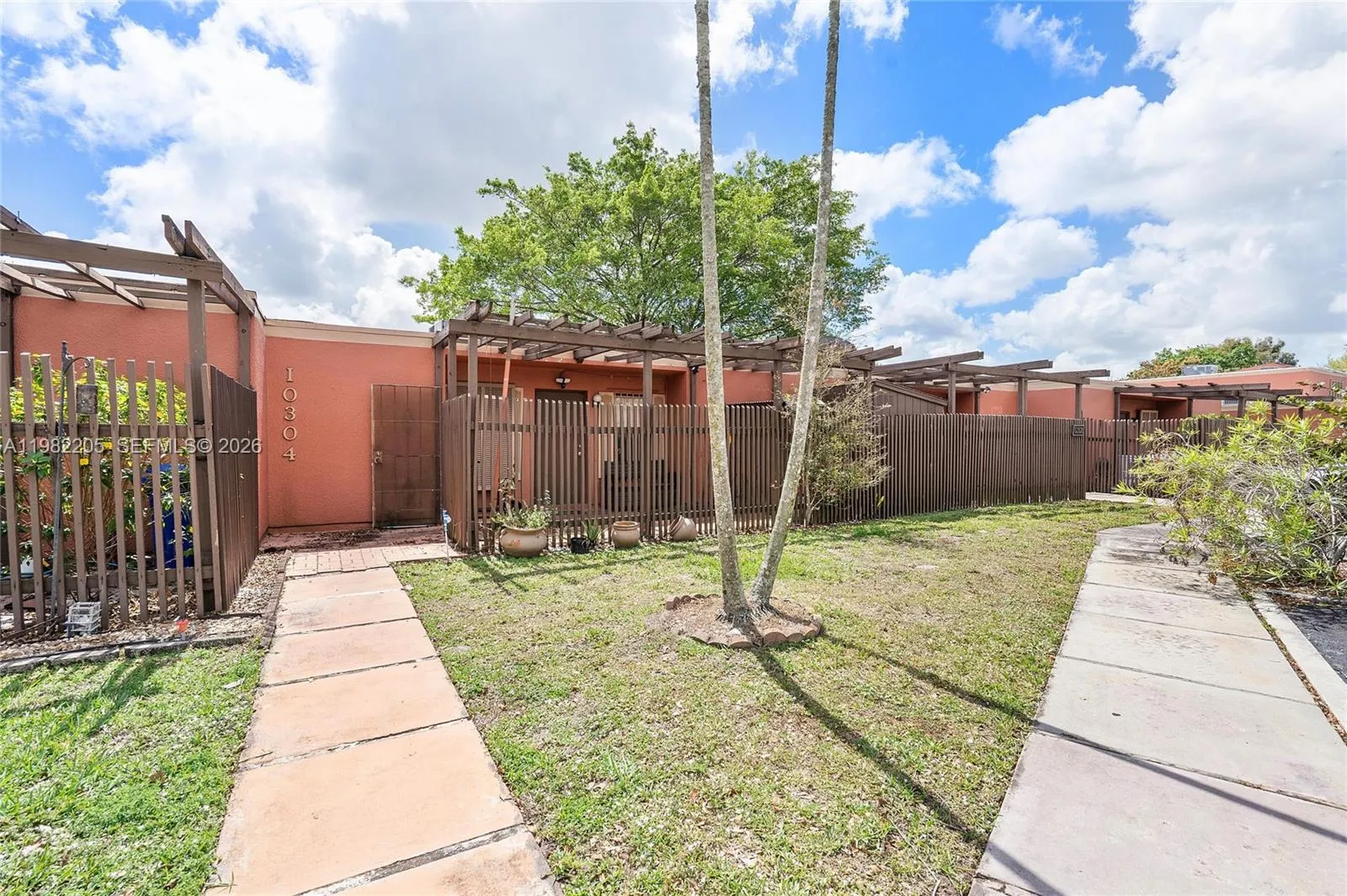 10304 Fairway Rd, Pembroke Pines, Florida 33026, Pembroke Pines, Florida 33026, 3 Bedrooms Bedrooms, ,2 BathroomsBathrooms,Residential,For Sale,10304 Fairway Rd, Pembroke Pines, Florida 33026,A11982205