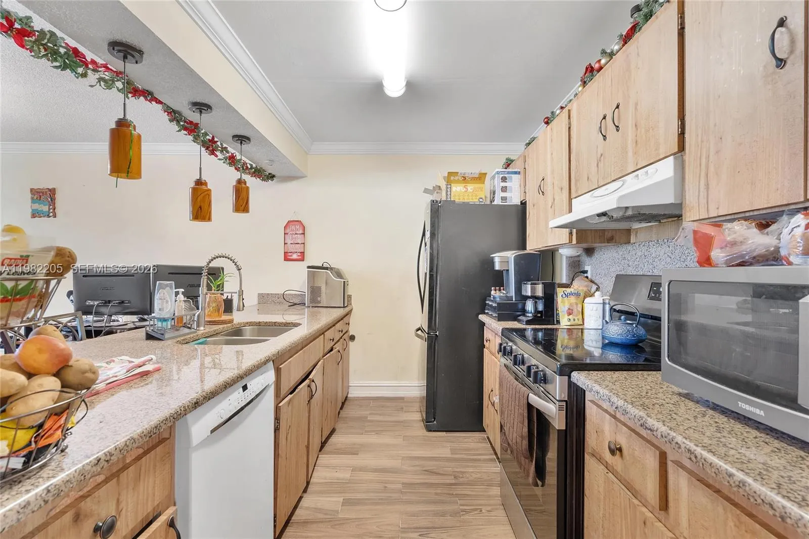 10304 Fairway Rd, Pembroke Pines, Florida 33026, Pembroke Pines, Florida 33026, 3 Bedrooms Bedrooms, ,2 BathroomsBathrooms,Residential,For Sale,10304 Fairway Rd, Pembroke Pines, Florida 33026,A11982205